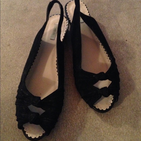Kimchi blue black sling backs