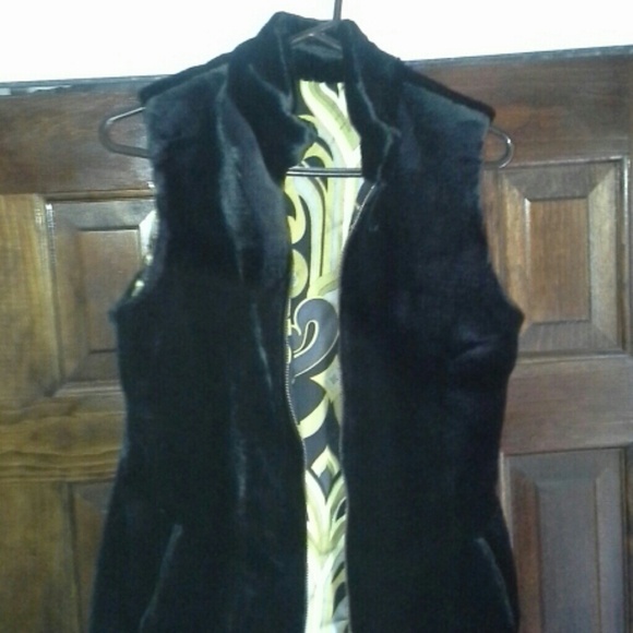 Thick Swede sleeveless coat