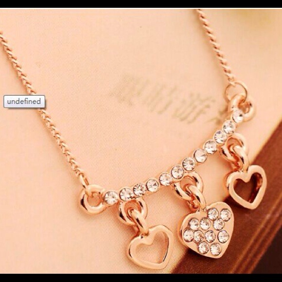New three heart small clavicle chain necklace