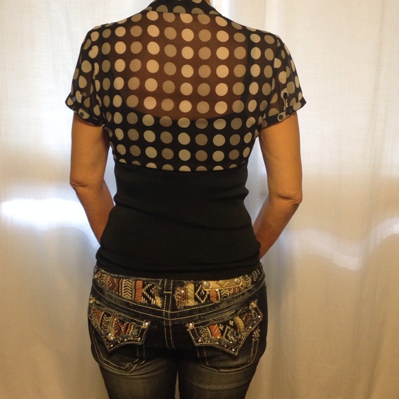 Partially sheer Express polka dotted top. - Picture 3 of 4