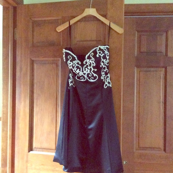 Black and white embroidered dress