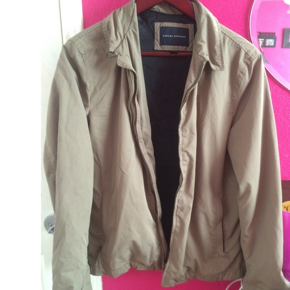 Banana Republic Jacket for Men. Almost 60% OFF