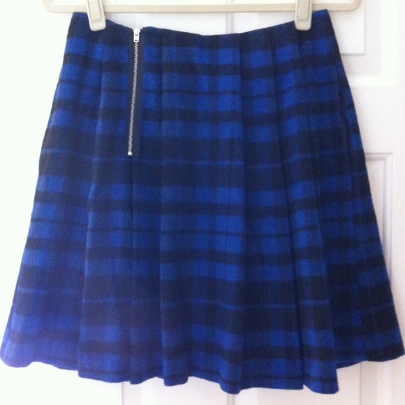 ASOS Dresses & Skirts - ASOS Brushed Plaid Pleated Zip Skirt Size US 6