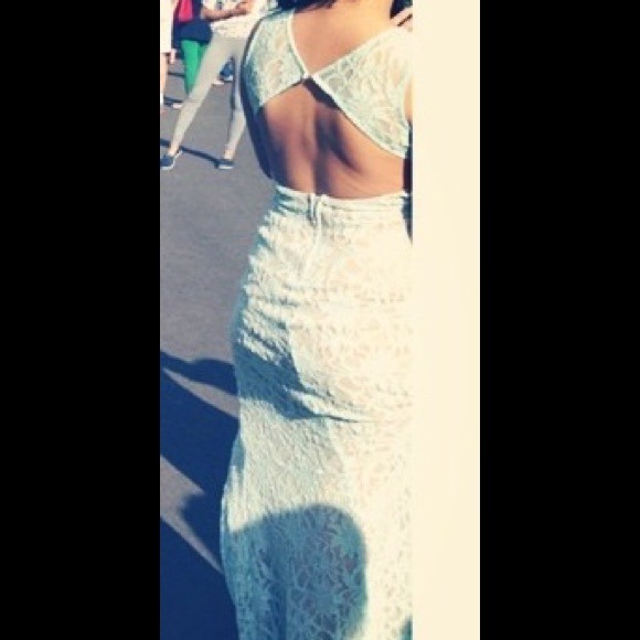 Crystal blue laced prom dress - Picture 4 of 4