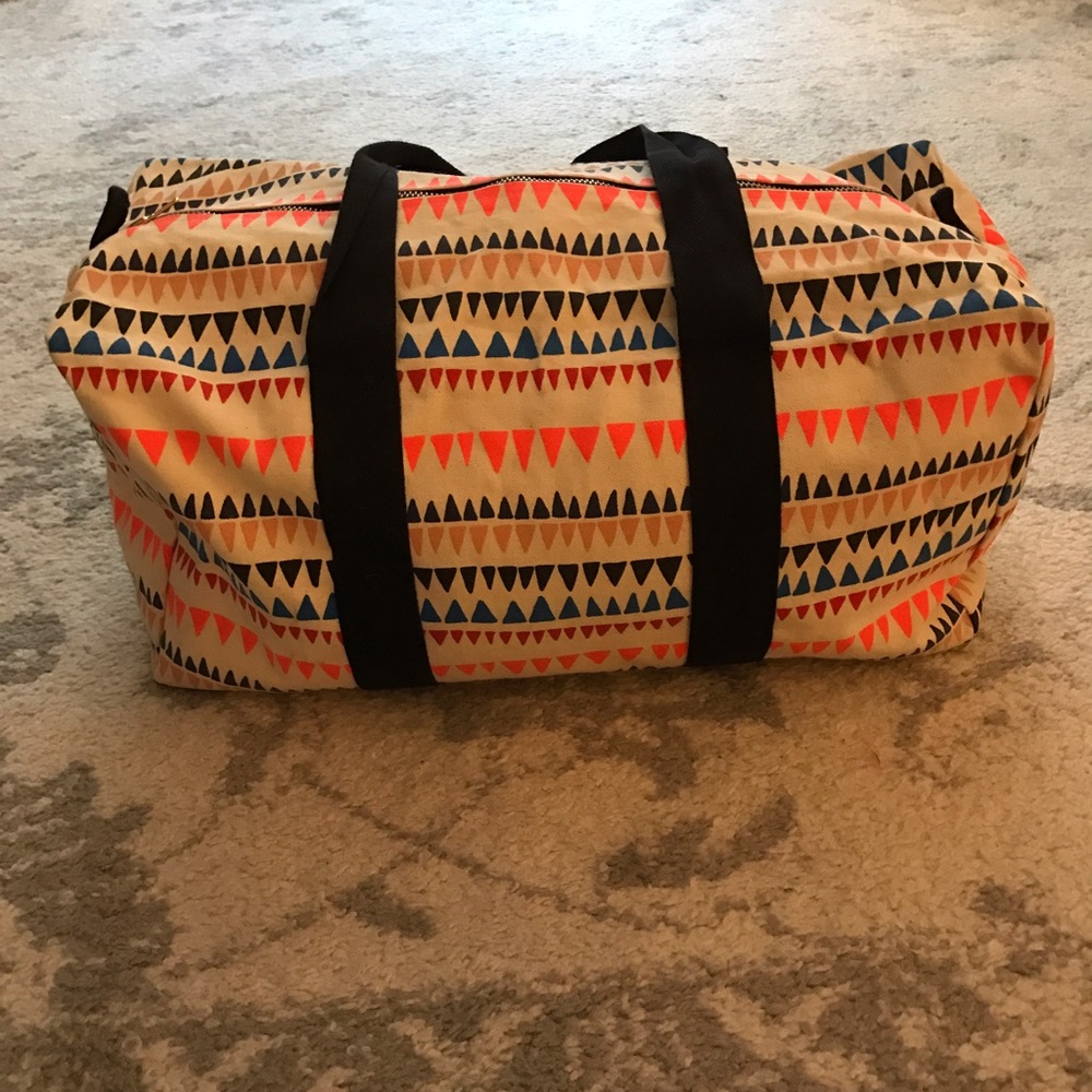 Tribal triangle canvas weekender tote bag - Picture 2 of 8