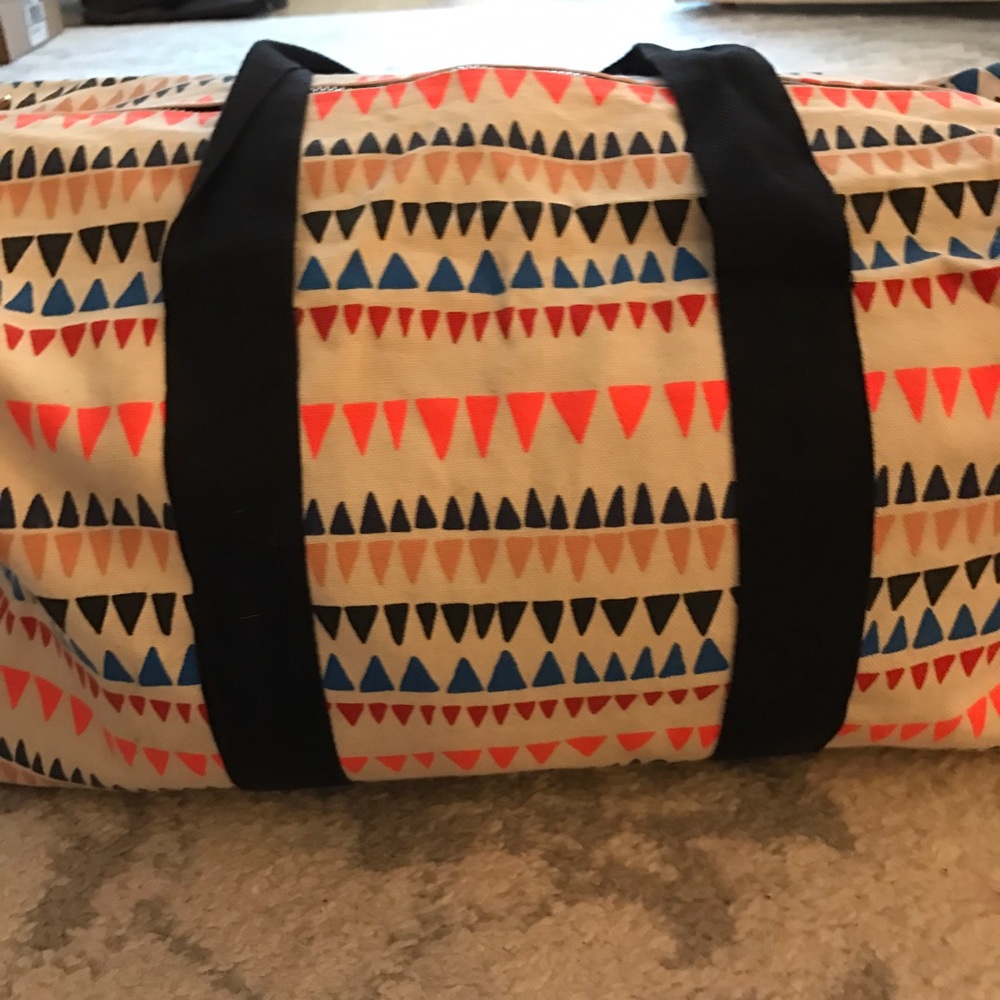 Tribal triangle canvas weekender tote bag - Picture 3 of 8
