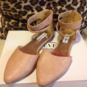 On hold Bundle*** Steve Madden flats/ dress