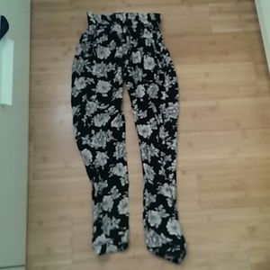 Brandy Melville printed pants