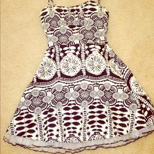 Adorable Alyn Paige A-line dress