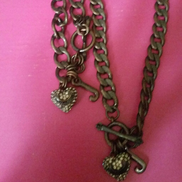 Juicy necklace and bracelet