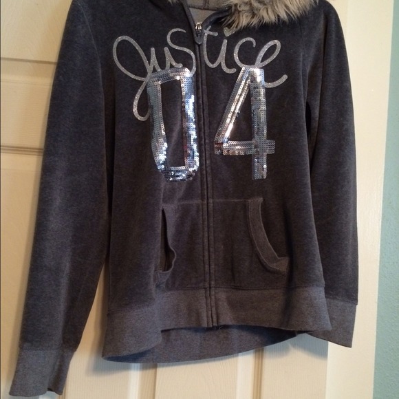 Grey justice sweater