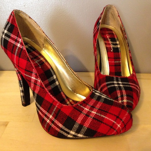 Most Adorable Holiday Shoes Ever!