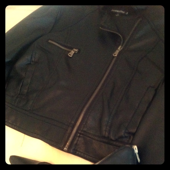 Amazing Bundle!Jacket & black Carlos Santana pumps