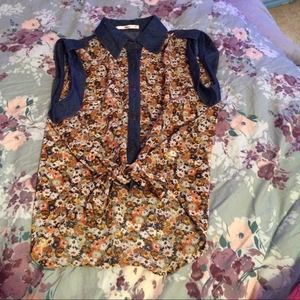 Floral denim top!