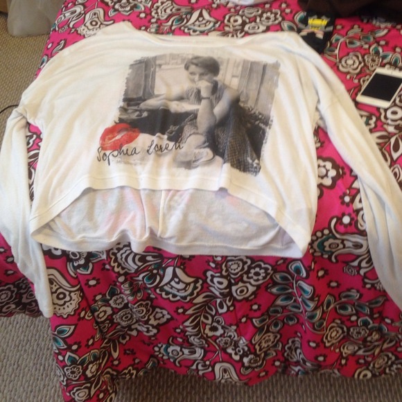 Tops - Picture 2 of 4