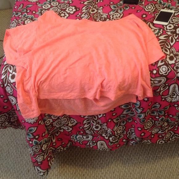 Tops - Picture 4 of 4