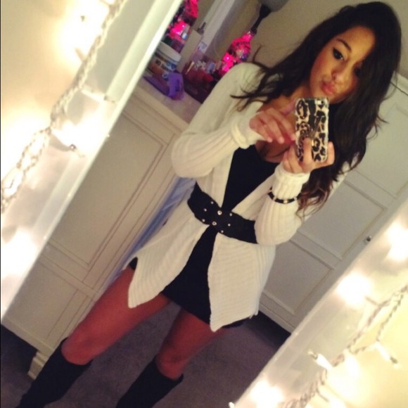 LOOK AT MY CLOSET 💋💁