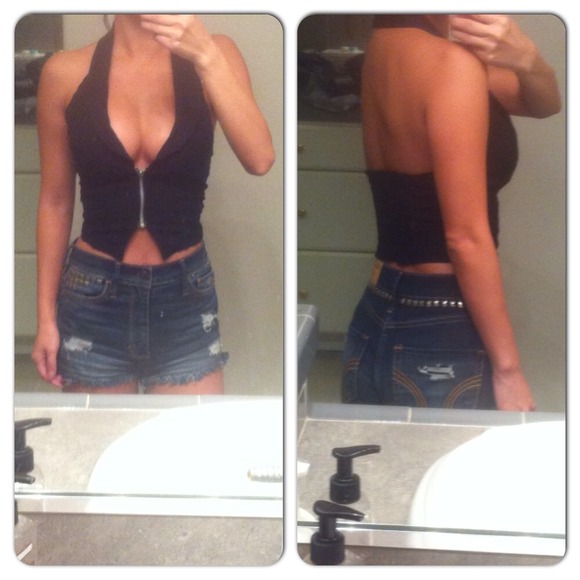 Halter crop top