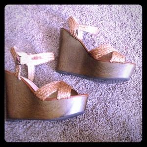 Brown wedges