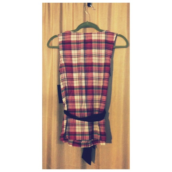 Tommy Hilfiger Plaid Ruffle Top - Picture 3 of 3