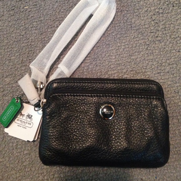 Coach Clutches & Wallets - NWT coach leather wristlet