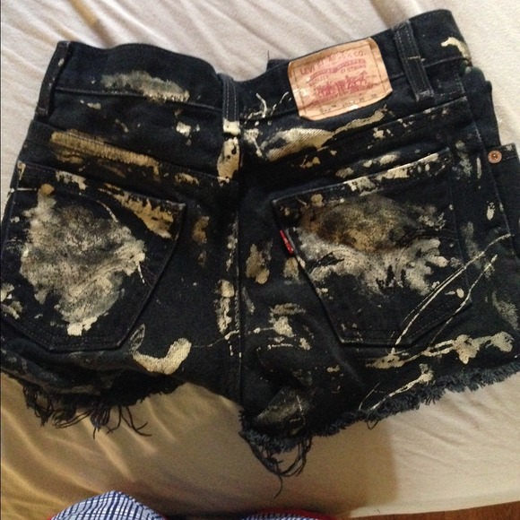 High waist Levi shorts (very short) - Picture 2 of 2