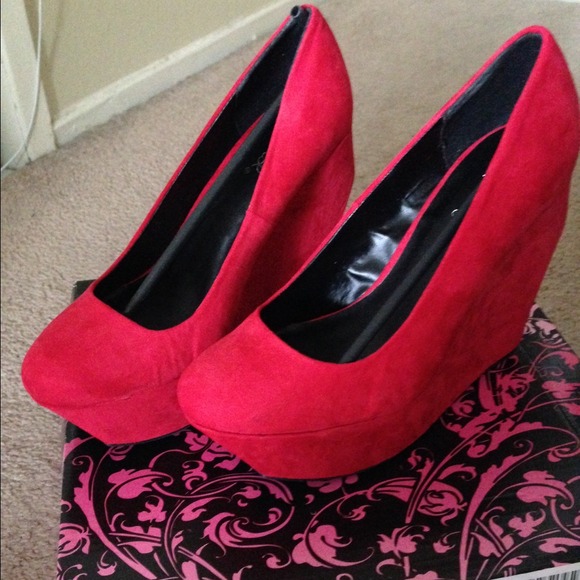 Red suede wedges