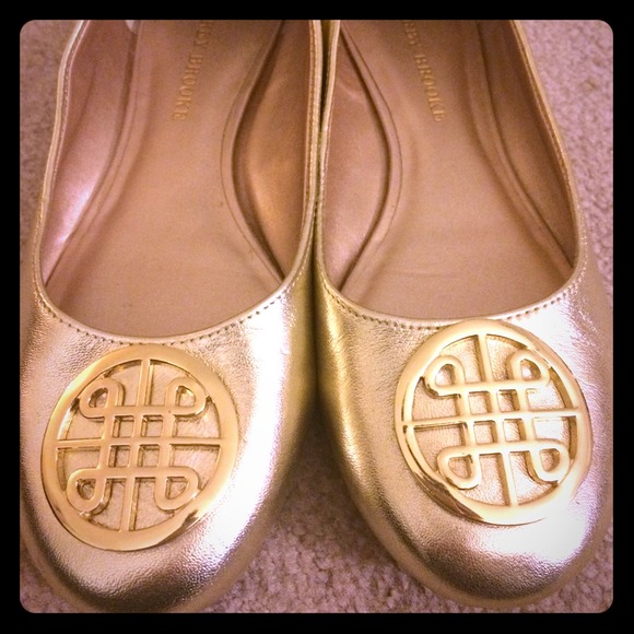 Audrey Brooke Gold Flats
