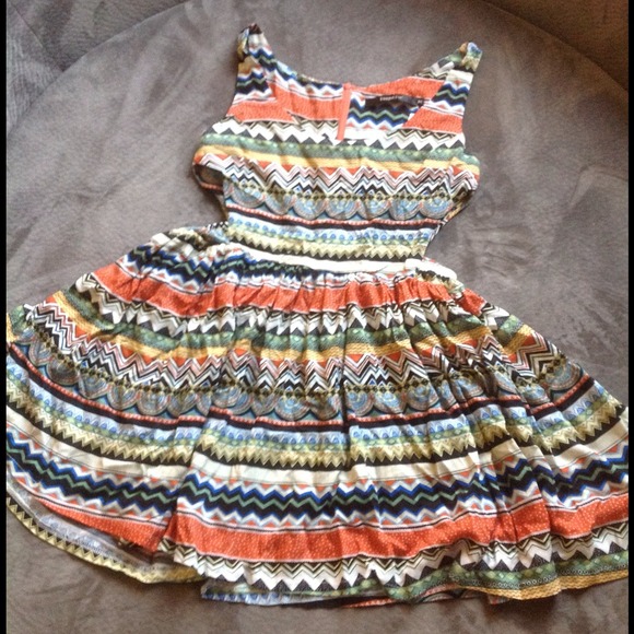 SOLD IN BUNDLE LF aztec side cutout skater dress