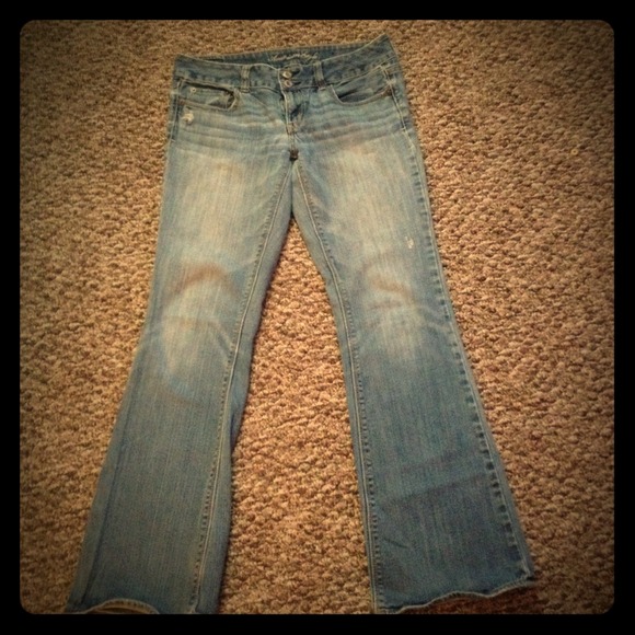 American Eagle artist jeans