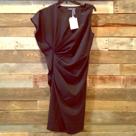 THEME Dresses & Skirts - 🔥SALE THEME NWT black shoulder ruffle dress-S