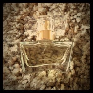 Jennifer Aniston perfume - travel size