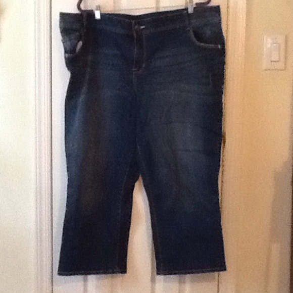 Denim Capris/ sweater bundle
