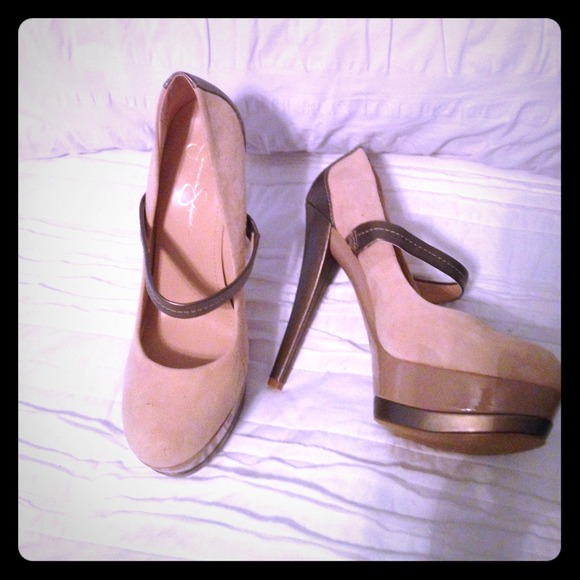 Jessica Simpson Cheetah Platform Pump