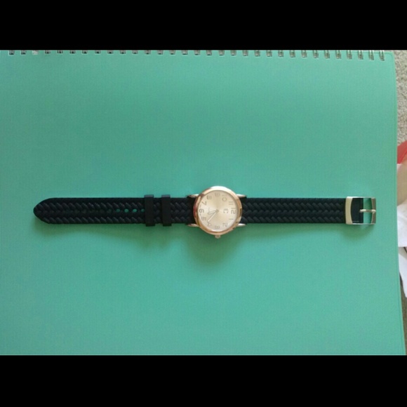 Beautiful Reversible Watch - Picture 2 of 4