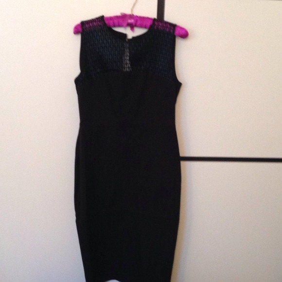 Roland mouret black IN DEMAND lace dress