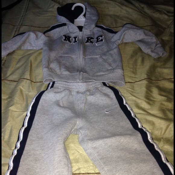 24 month nike clothes