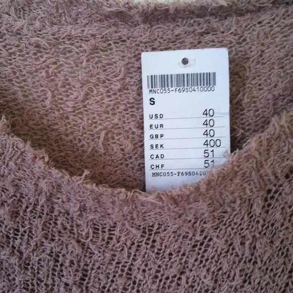 Brandy Melville Sweater - Picture 2 of 3