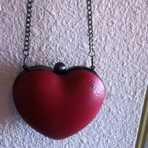 Small heart Vans purse