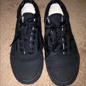 All black Vans