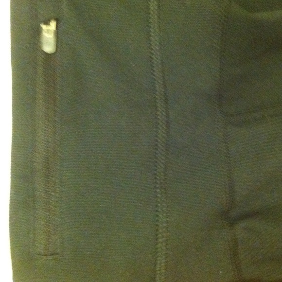 Nike Dri Fit Capris - Picture 3 of 4