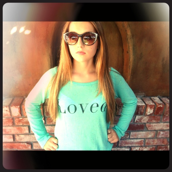 LoVed Sweater