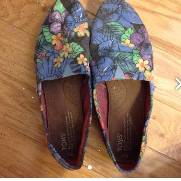 floral toms
