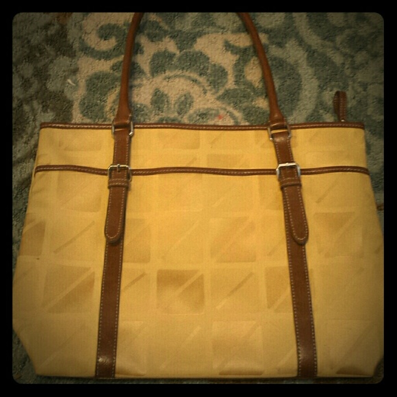 NINE&CO. Purse