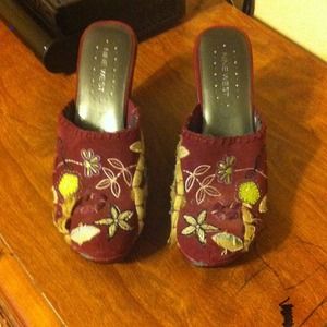 Floral Nine West mules