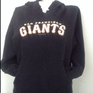 Awesome giants hoodie.