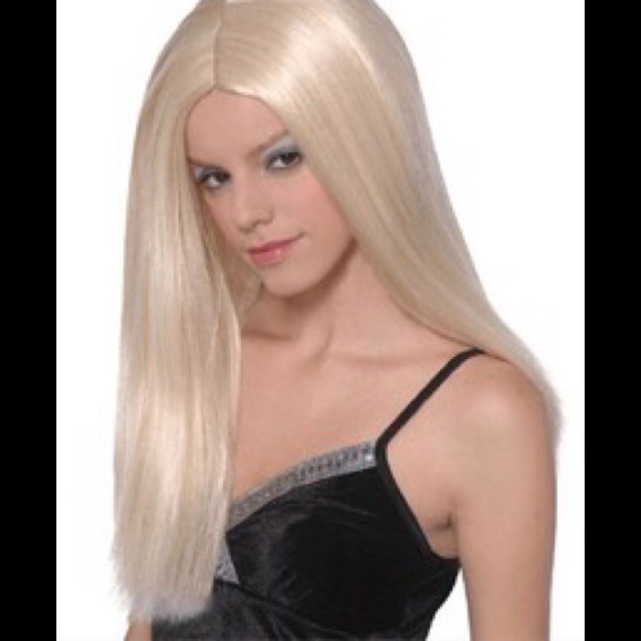 Blonde halloween wig