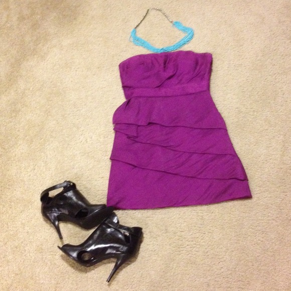 🎉🐬🎉HOST PICK 🐬🎉Max & Cleo Cocktail Dress - Picture 2 of 3