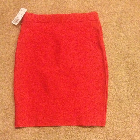 Forever 21 Red Bandage Skirt. Sz. Small
