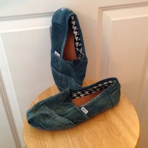 Toms womens shoes